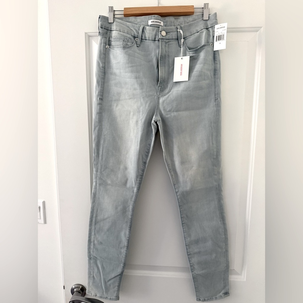 NEW w/Tags Good American Skinny Jeans w/ GOOD Rhinestones on back Size 14